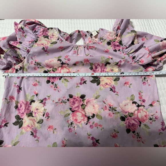 Chelsea and Violet Floral Print Balloon Sleeve Ruffle Top Size Medium - Picture 6 of 10